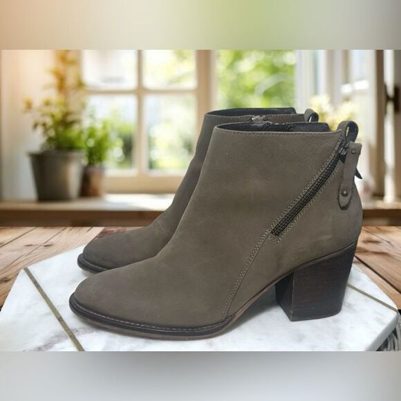 🔥 Blondo Nivada Waterproof Leather Zippered Ankle Booties Size 9 - Picture 6 of 16